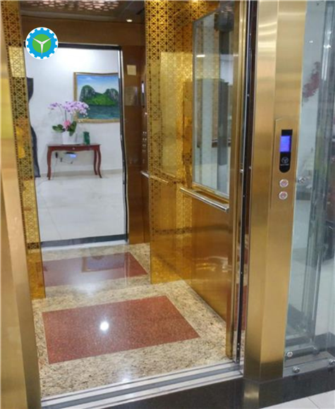 Thang máy tải khách có phòng máy