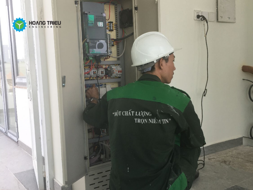 VVVF, ACVV là gì ? Tìm hiểu về tủ điều khiển thang máy