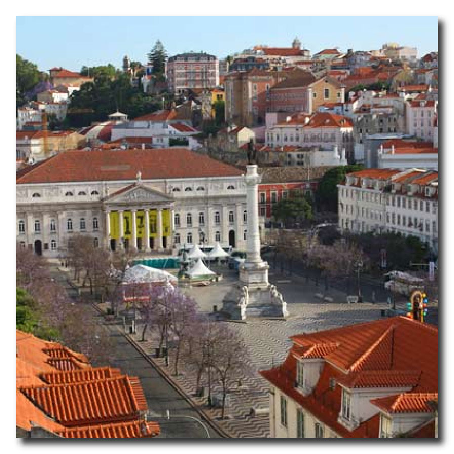 Tham quan thang máy nổi tiếng Santa Justa tại Bồ Đào Nha